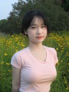 1982年任市委常委、学校部部长